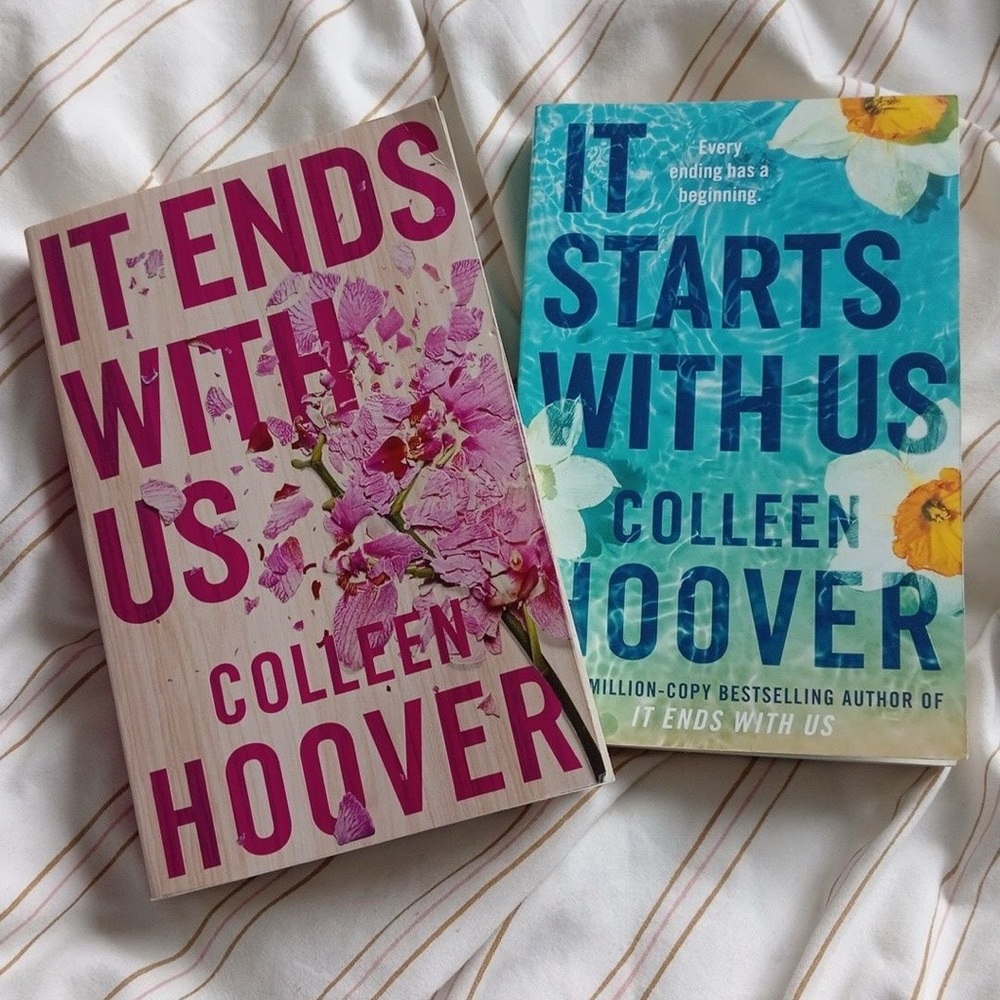 (It Ends With Us/It Starts With Us) - 2 Book Boxed Set - Colleen Hoover